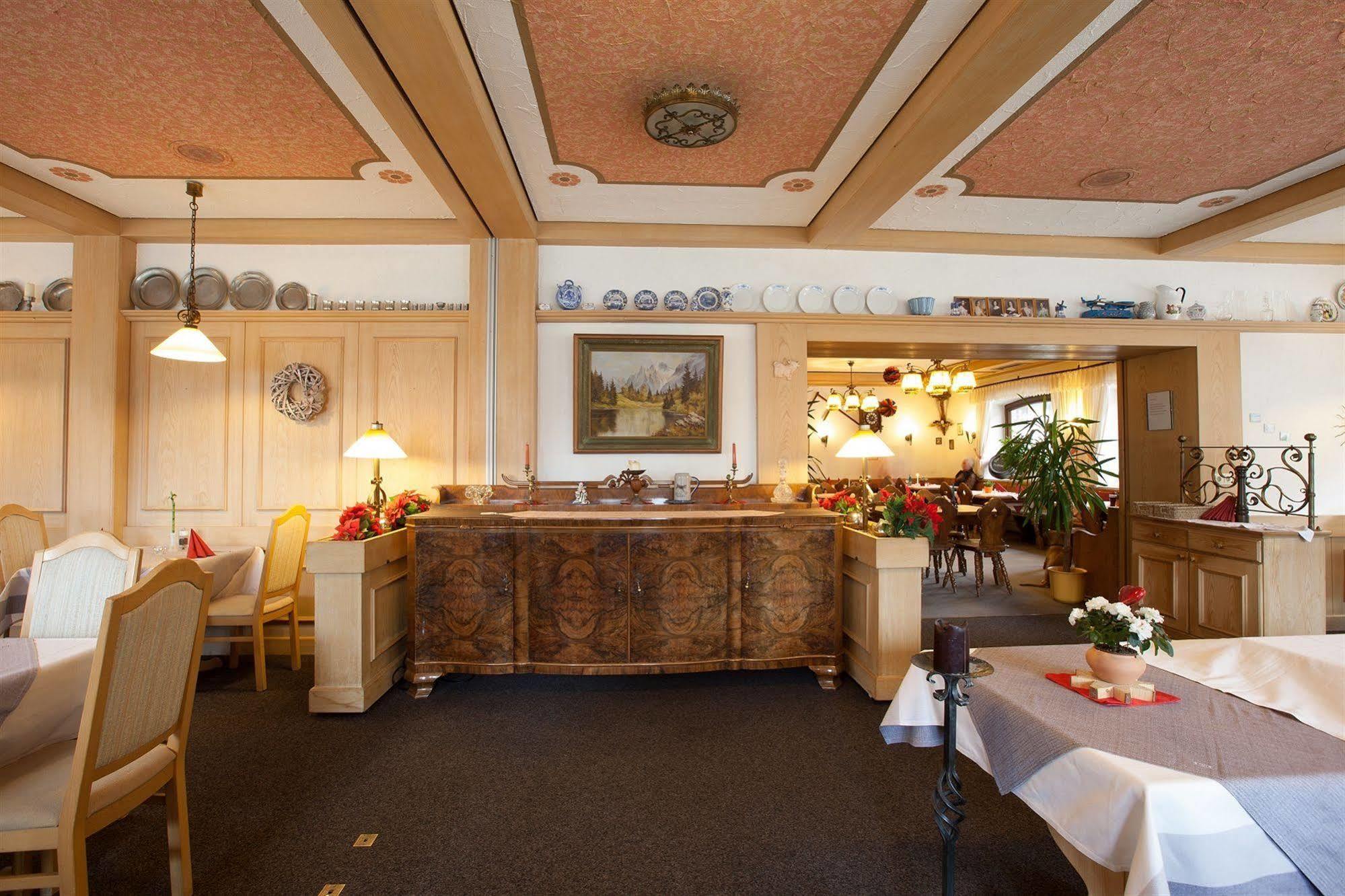 Hotel Pfrontener Hof Екстериор снимка